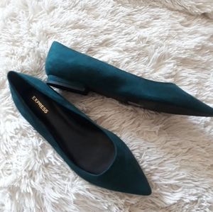 Express suede size 10 flats